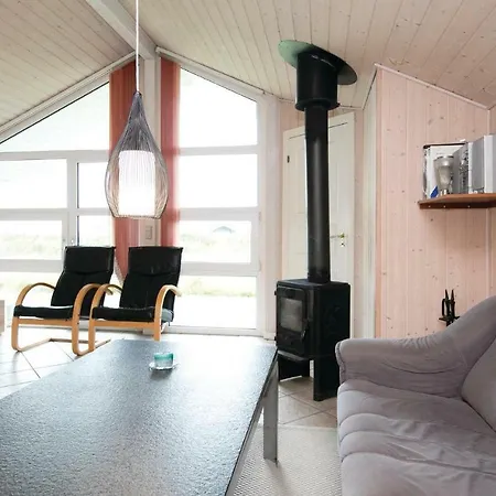 Tatil Evi Lovely In With Kitchen